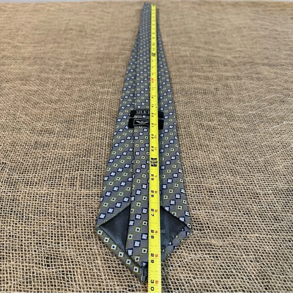 Giorgio Armani 100% Silk Checked Pattern Tie ‎ Navy Green & Cream 4 X 60 inches